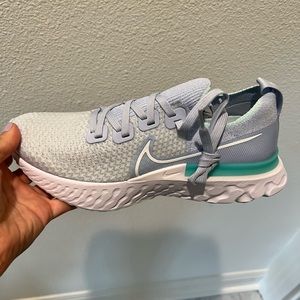 Nike react flyknit baby blue brand new